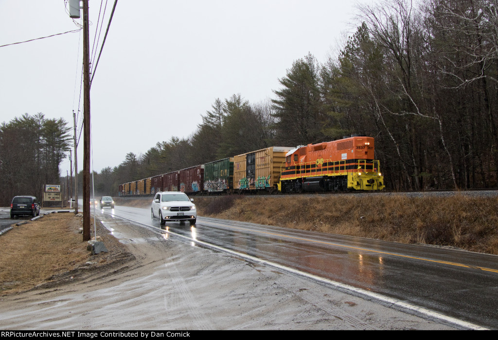 QGRY 3537 Leads 512 Along Rt. 121 in Oxford